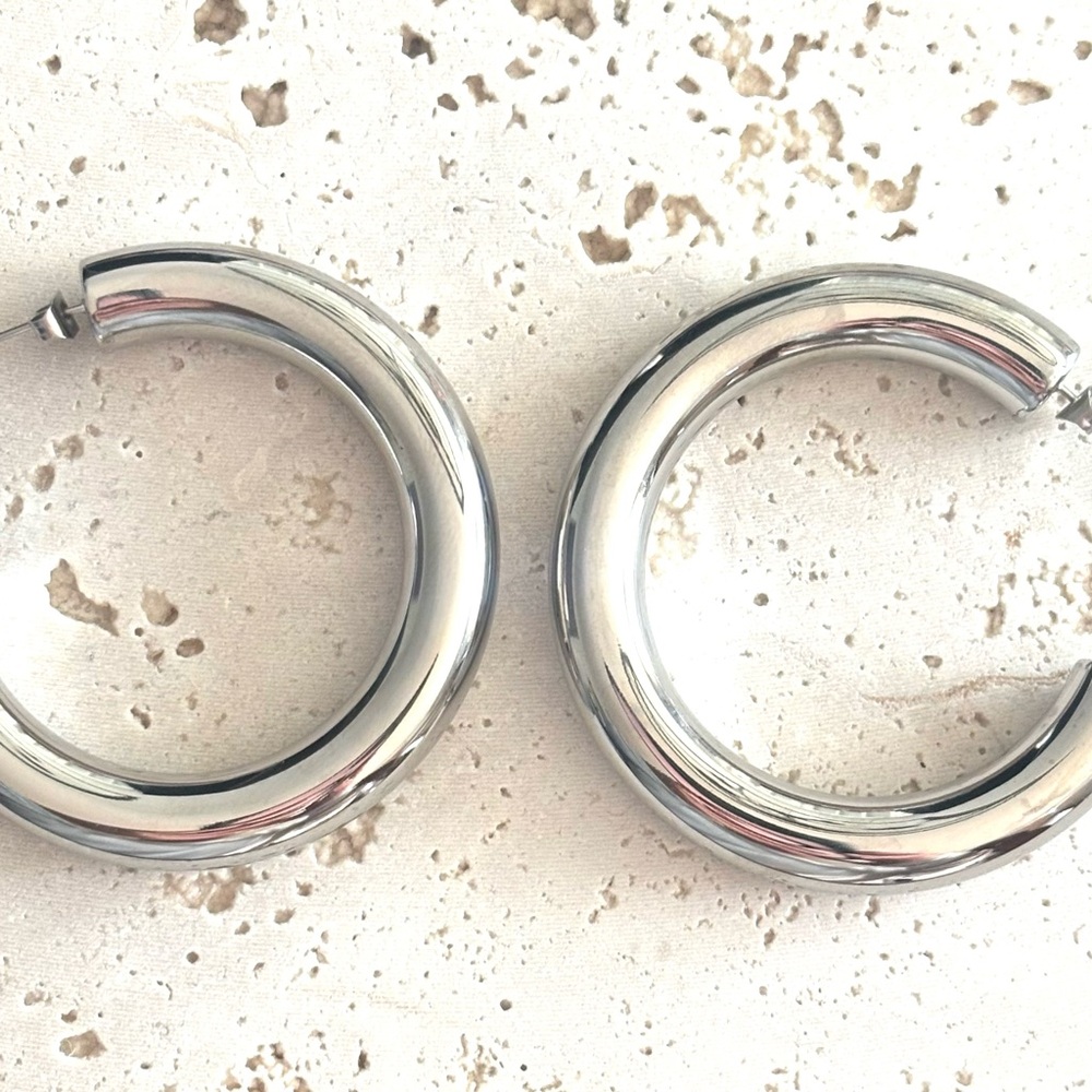 18 Karat Gold Plated Stainless Steel Tubular Hoops